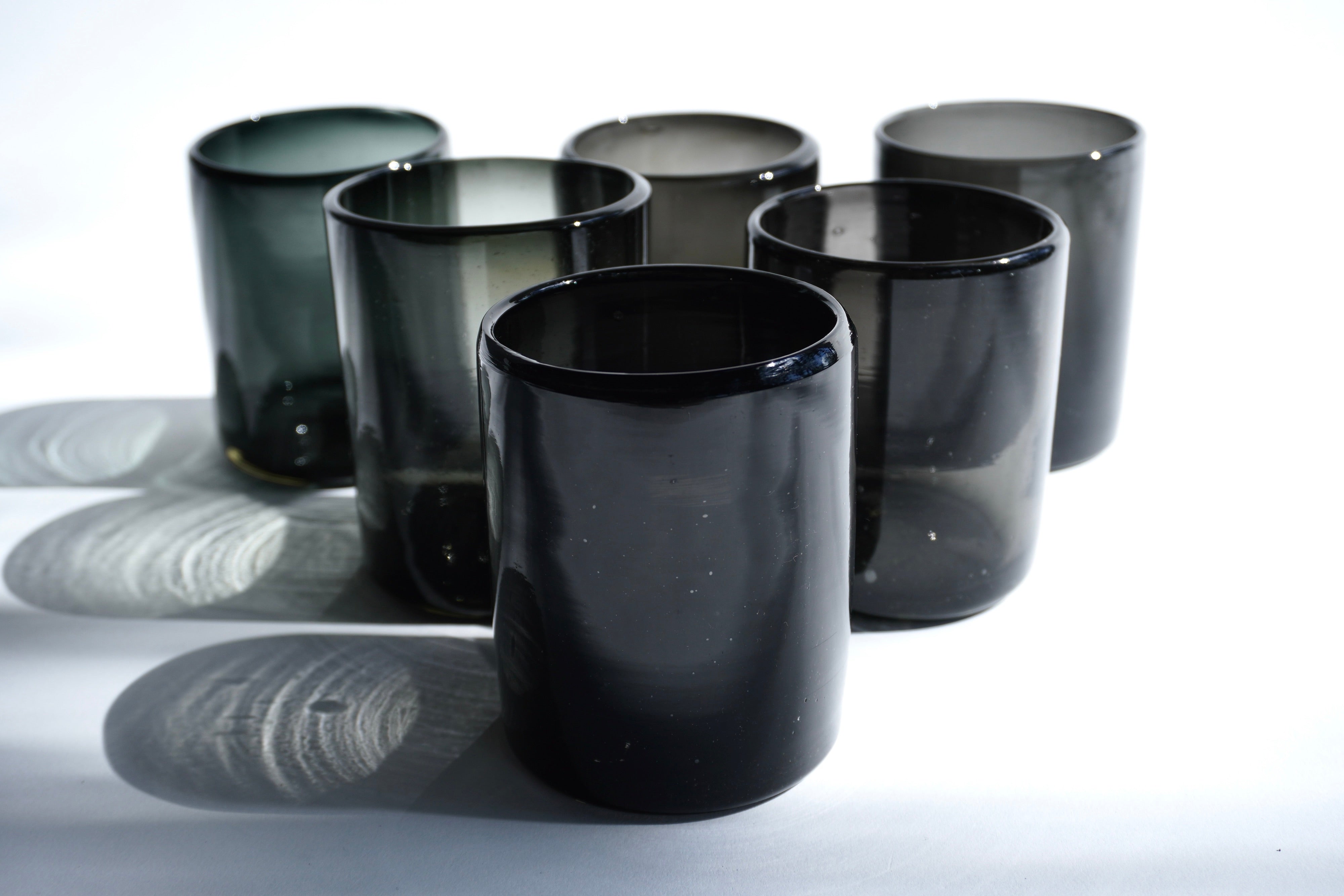 Grafito | Set de 6 vasos de vidrio soplado
