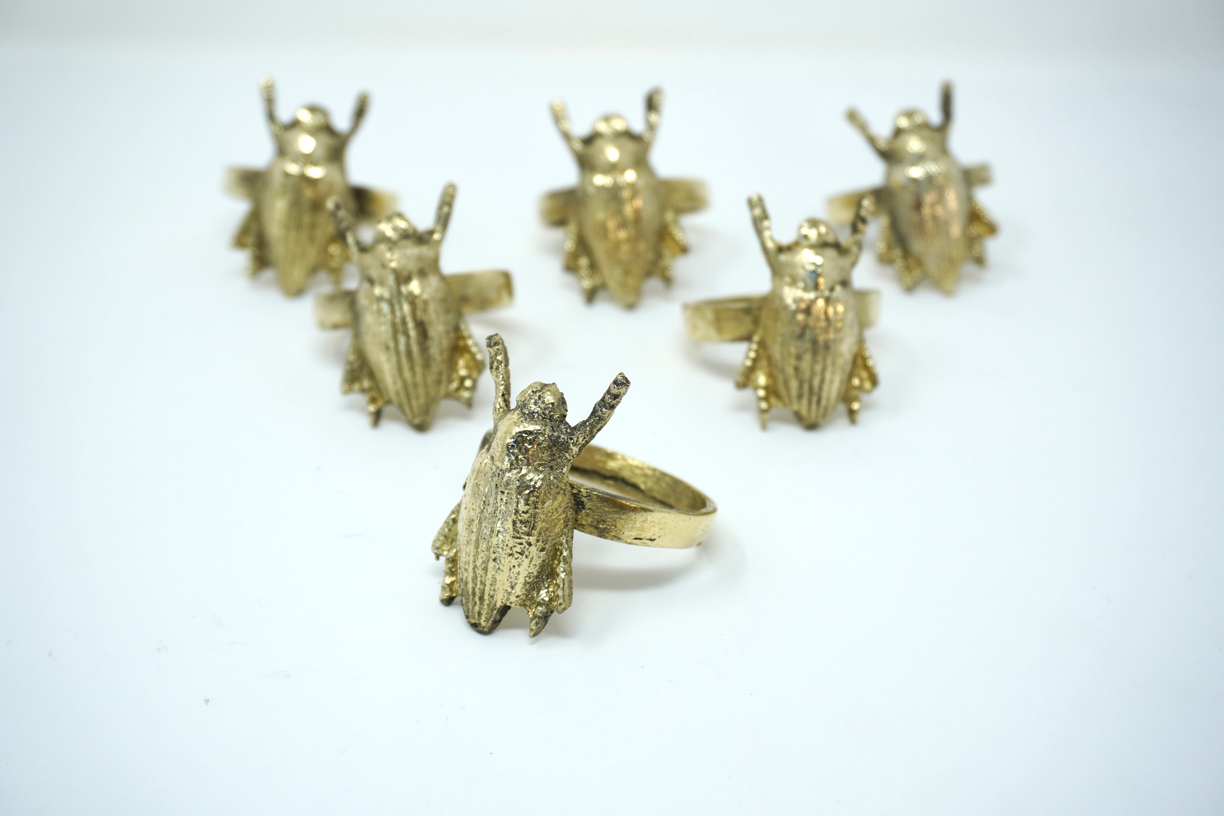 Servilleteros de Bronce Escarabajo Dorado 6 Piezas